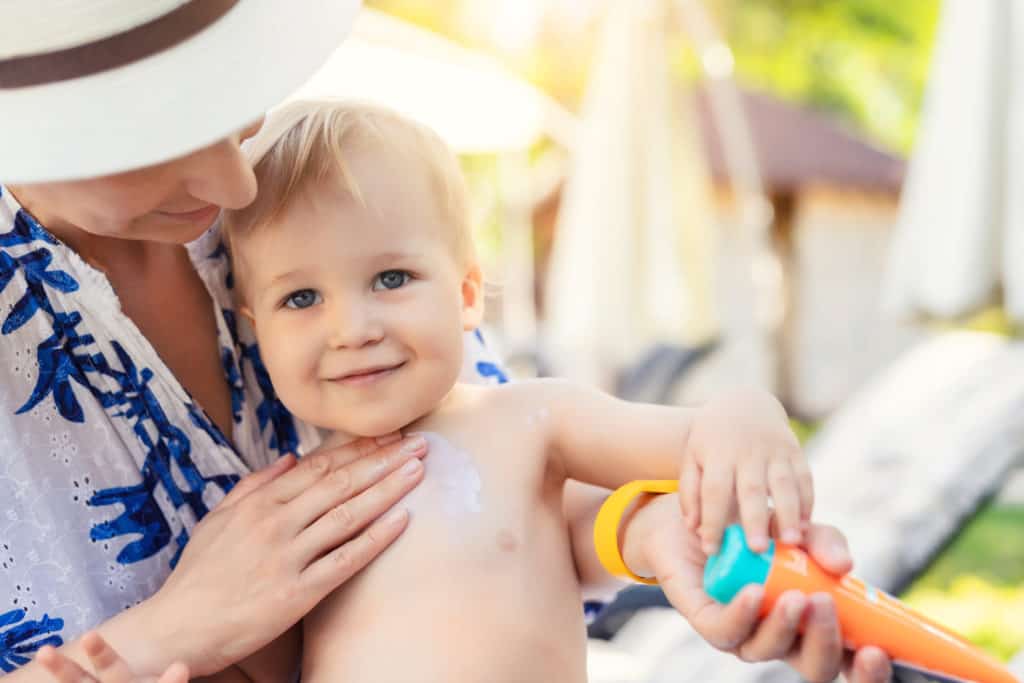 Kinderhaut braucht besonderen Sonnenschutz ©Kyryl Gorlov/gettyimages